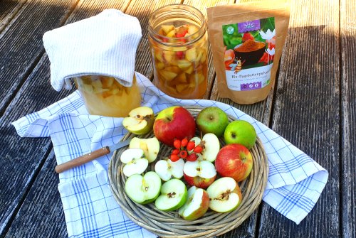 Appelciderazijn met honing en rozenbottelpoeder