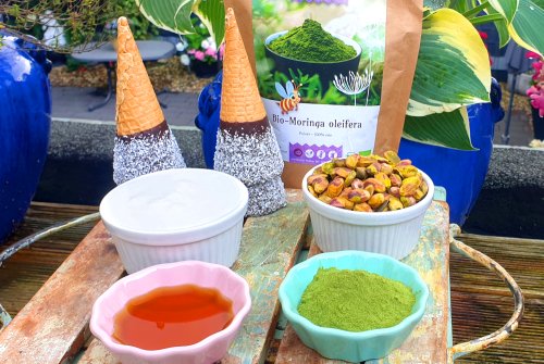 Ice cream Baby.....vegan pistachio ice cream with moringa powder