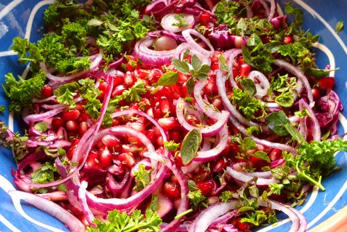 Red cabbage and pomegranate salad