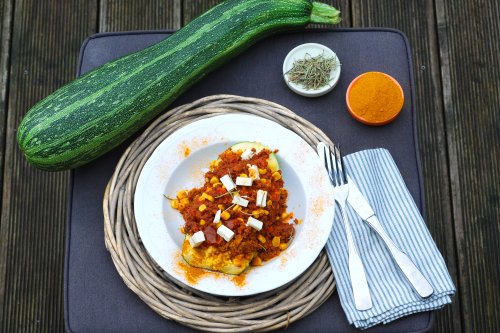 Gebakken courgettebootjes met gierst & groentengehakt