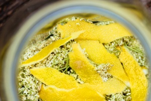 Lemon peel