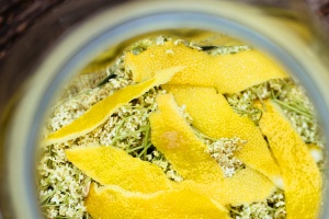 Lemon peel