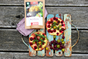 Flammkuchen mit Stachelbeeren