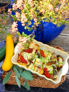 Zucchinipäckchen mit Halloumi Käse oder Räuchertofu