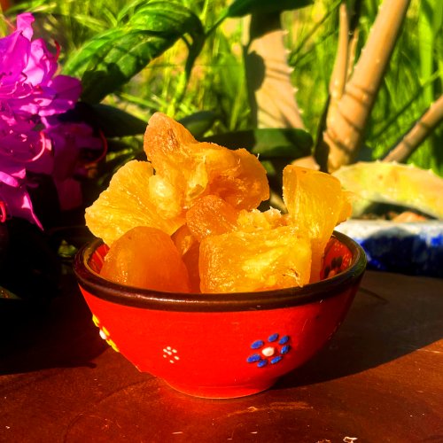 Pineapple pieces with apple syrup - osmotically dried 
