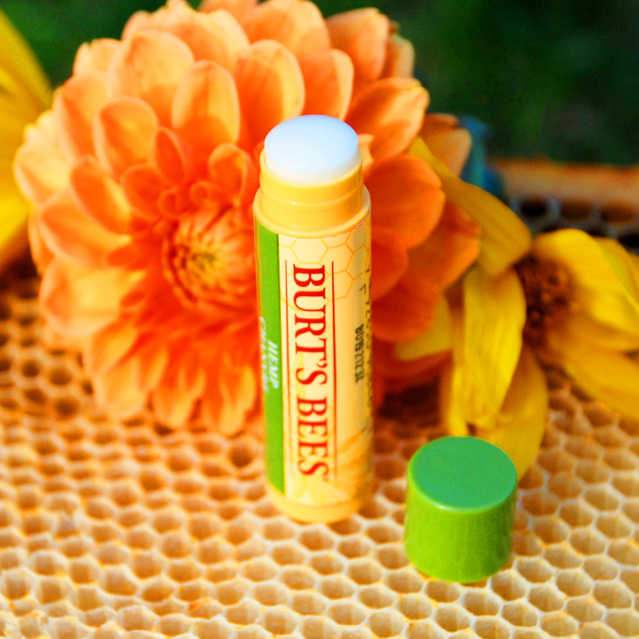 Burt's Bees Lippenbalsem met bijenwas en henneparoma 