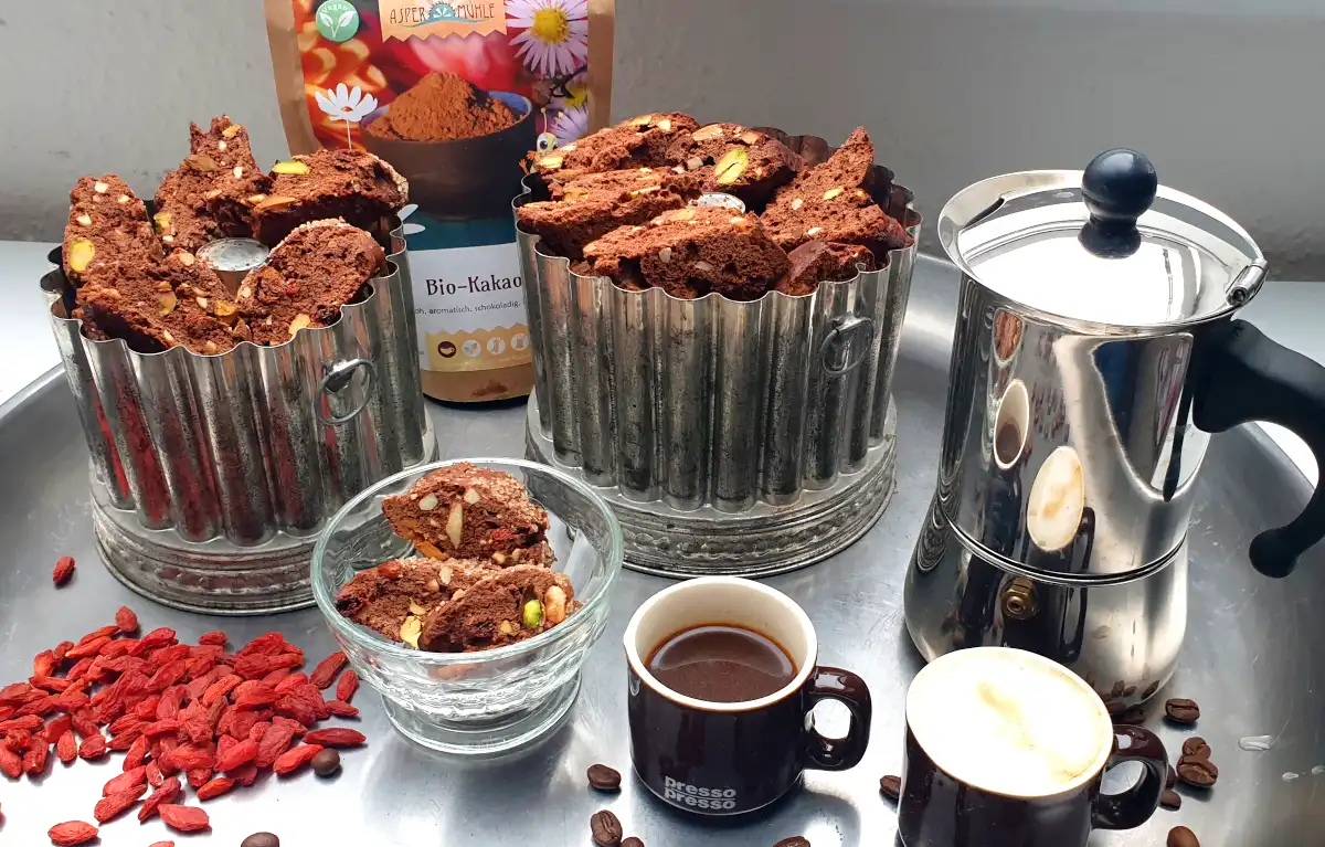 Cantuccini a la Chocolat mit Gojibeeren