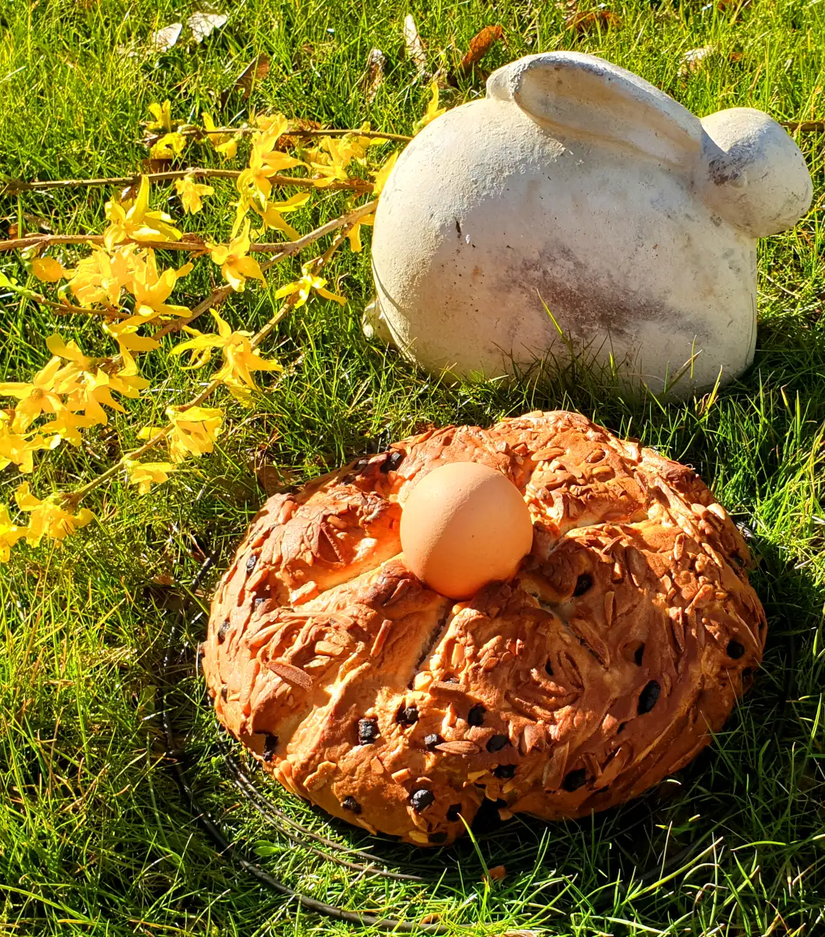 Osterbrot mit Hase