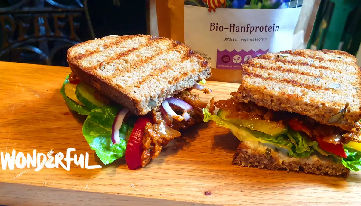 Sandwich close-up