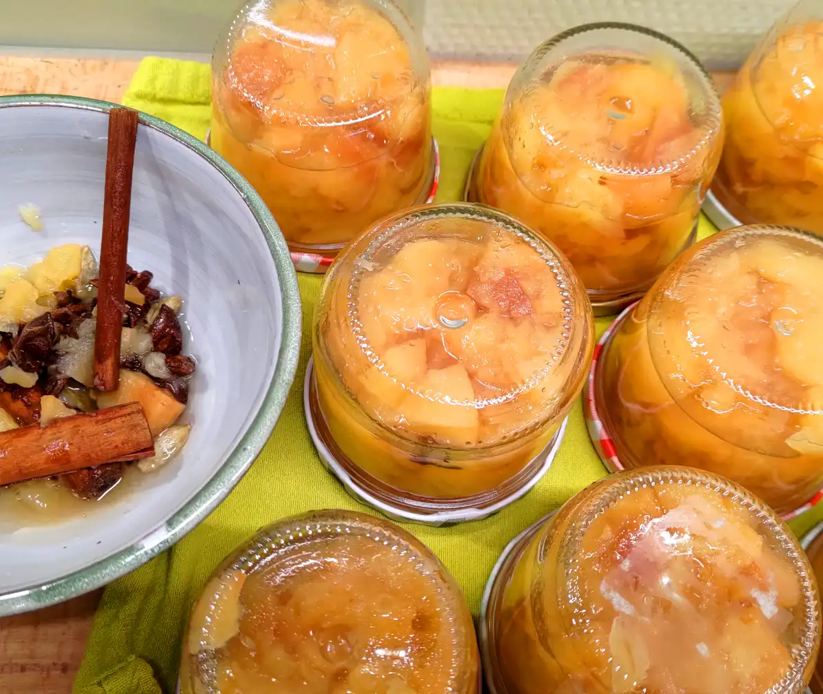 Quince compote in a jar
